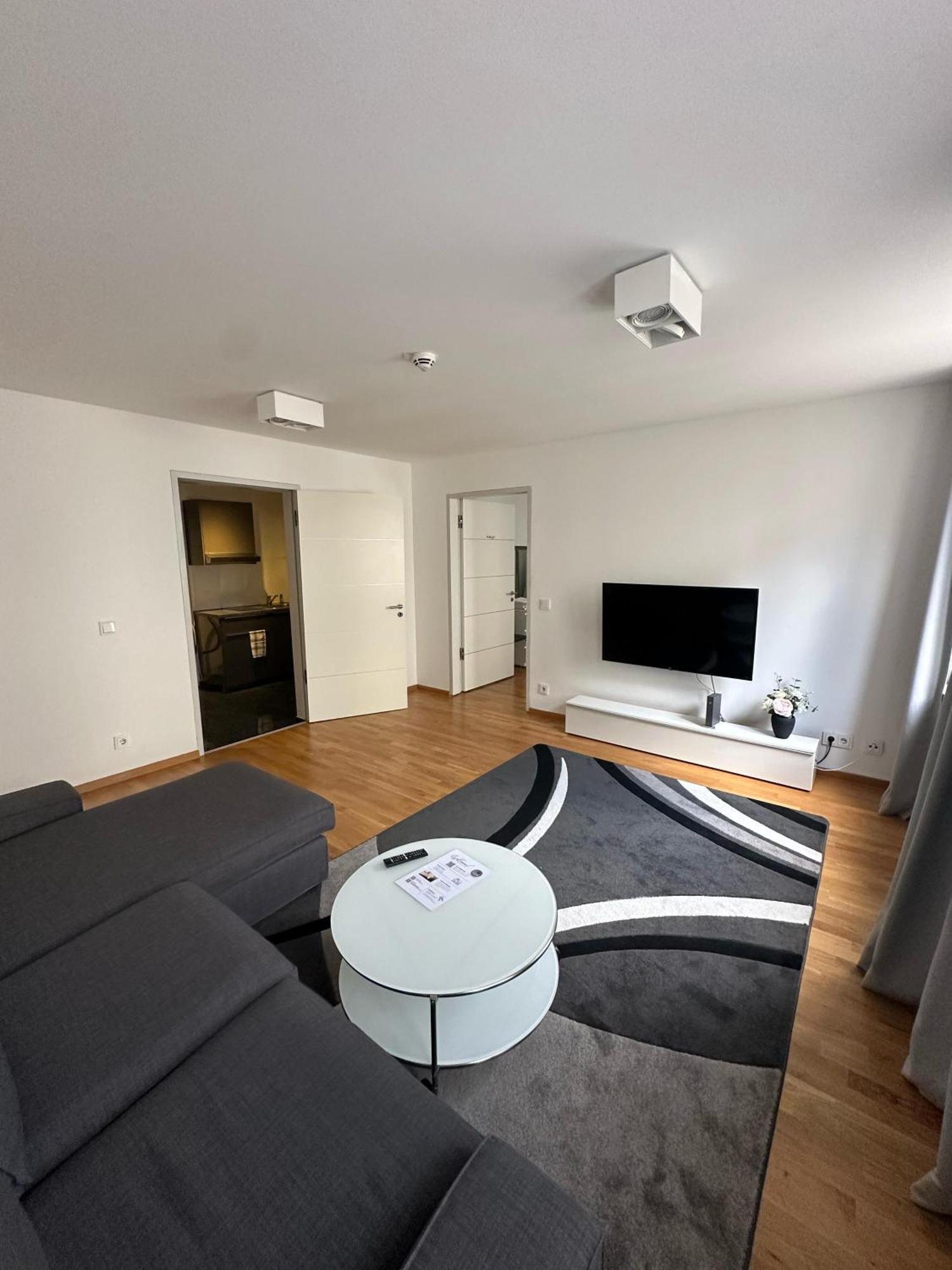 Al Nafurah Apartments 慕尼黑 外观 照片