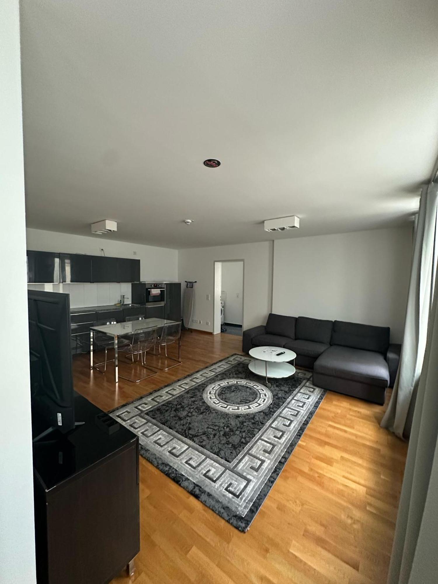 Al Nafurah Apartments 慕尼黑 外观 照片