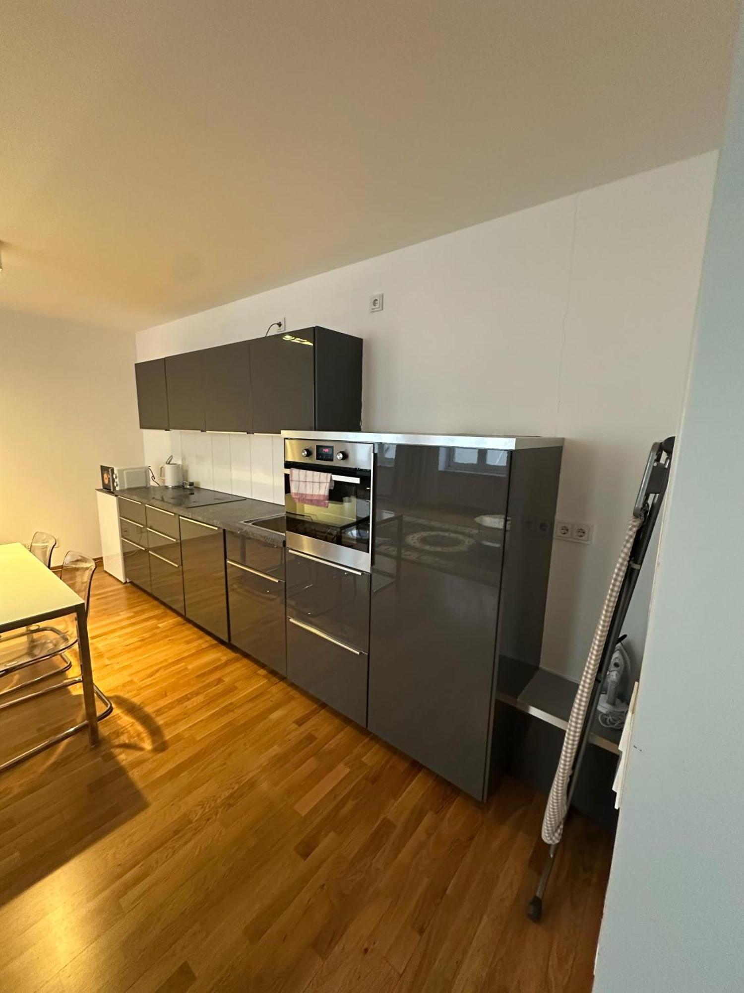 Al Nafurah Apartments 慕尼黑 外观 照片